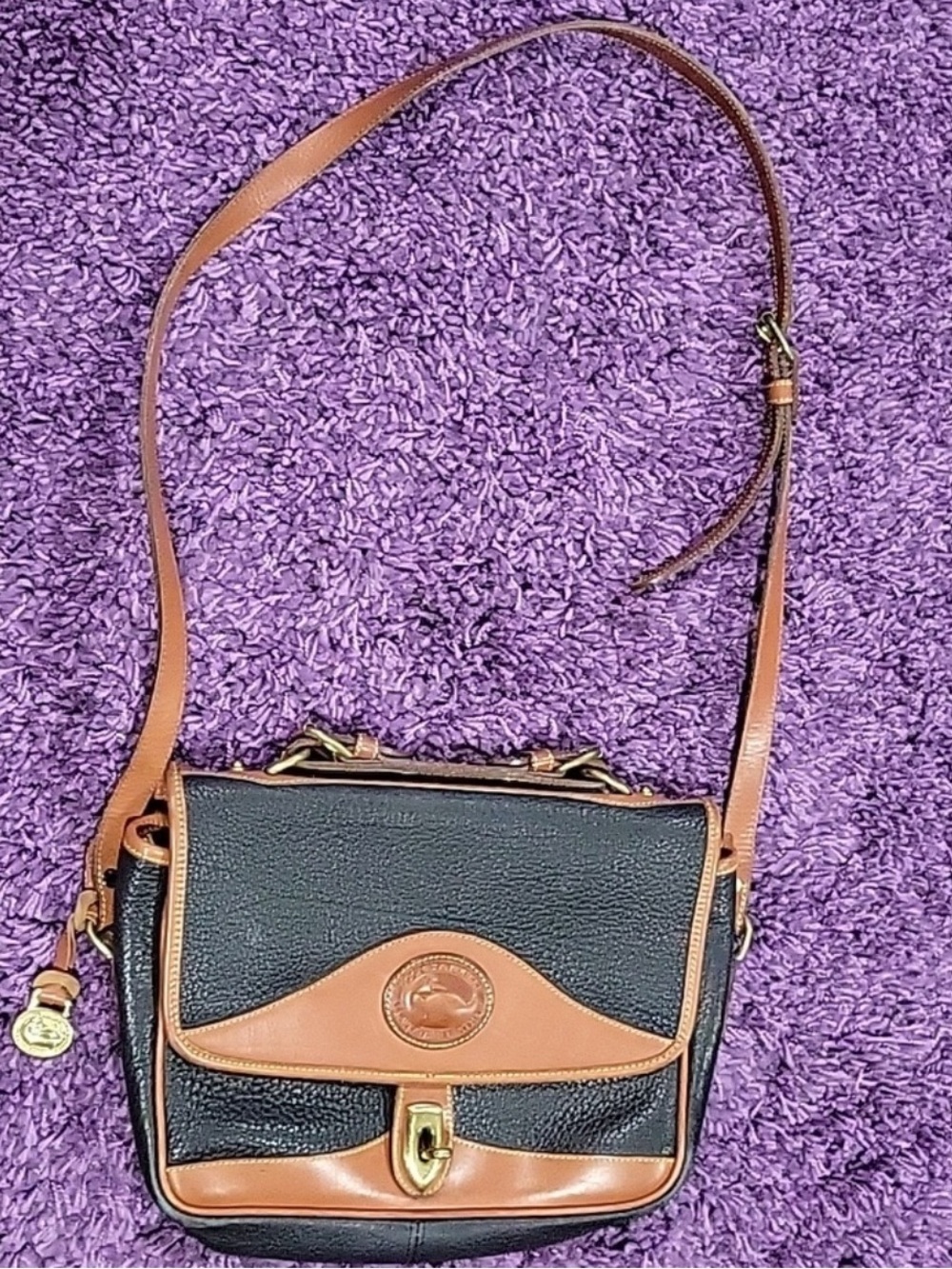 Vintage Dooney & Bourke Crossbody Messenger Purse